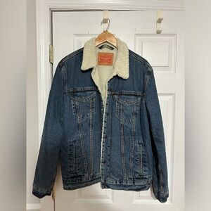 Levi’s Sherpa Denim Jacket Size L